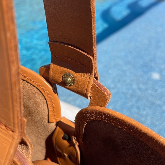 Norris Leather Bucket Bag - Picture 7 of 10